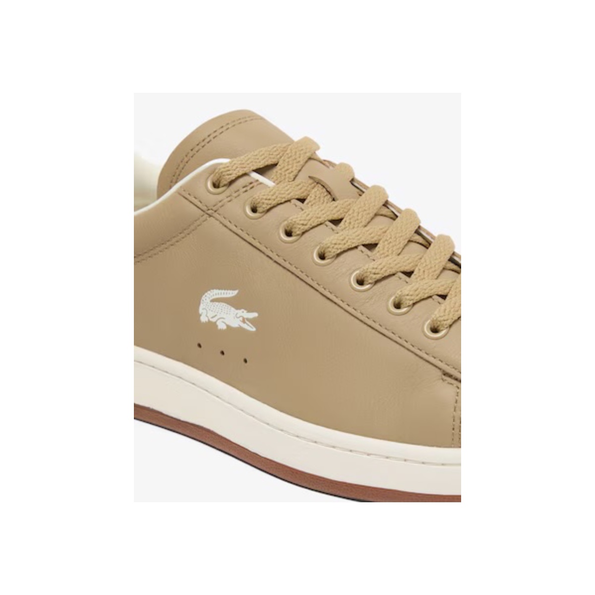 Lacoste, photo 3 of 5