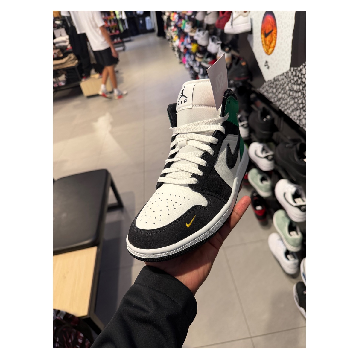 Jordan, photo 2 of 4