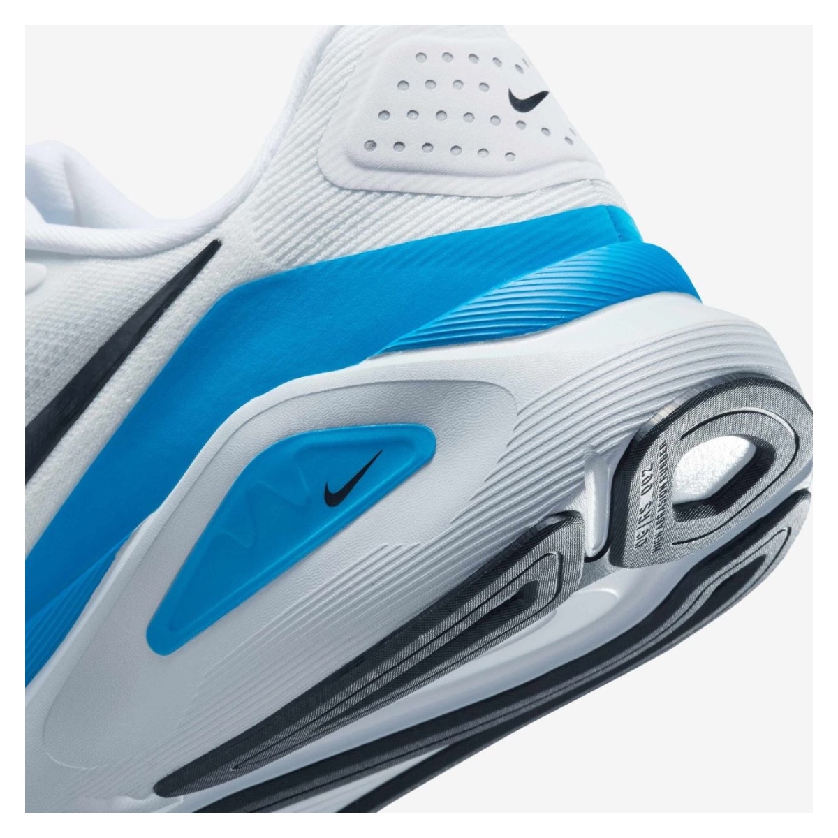Nike, photo 3 of 4