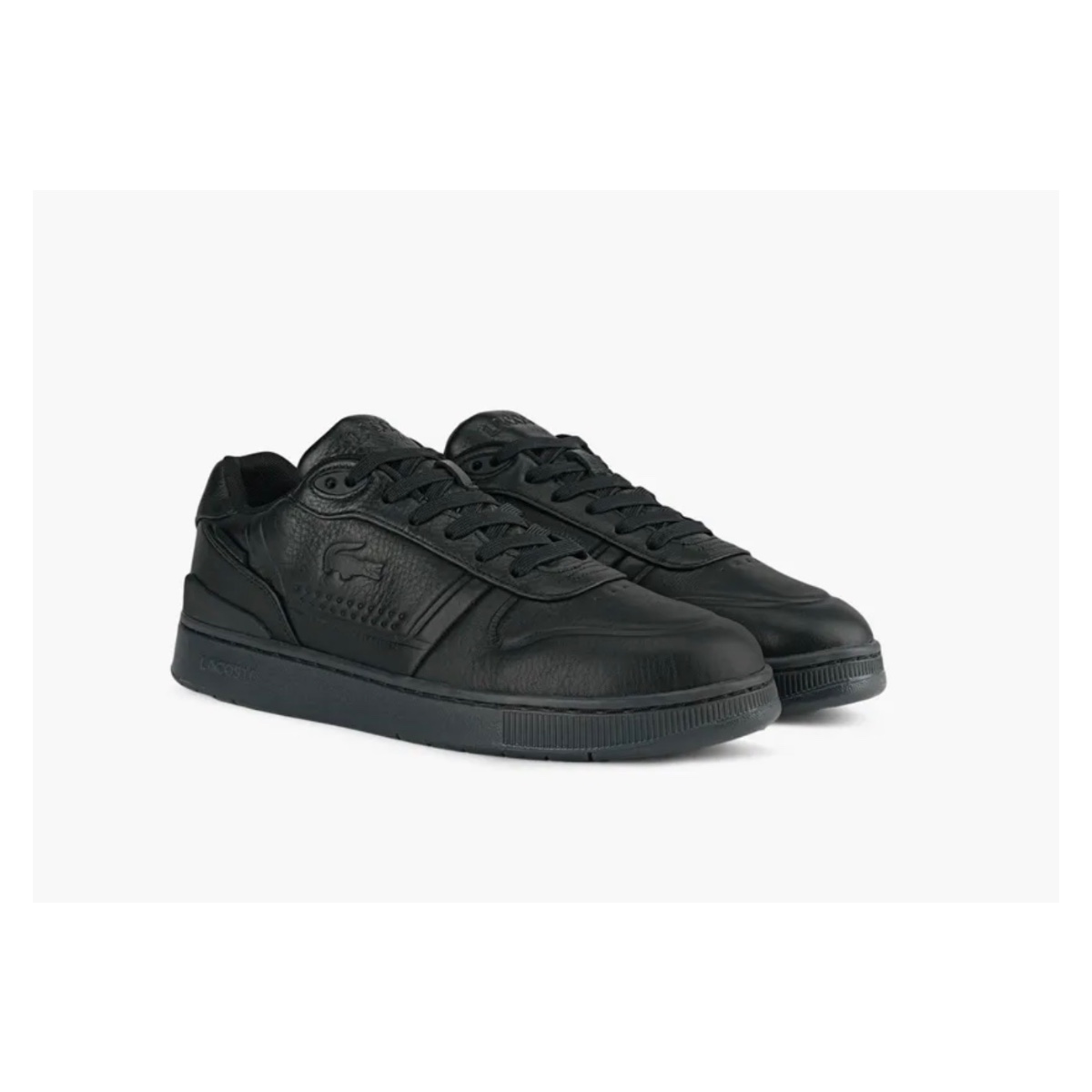 Lacoste, photo 5 of 5